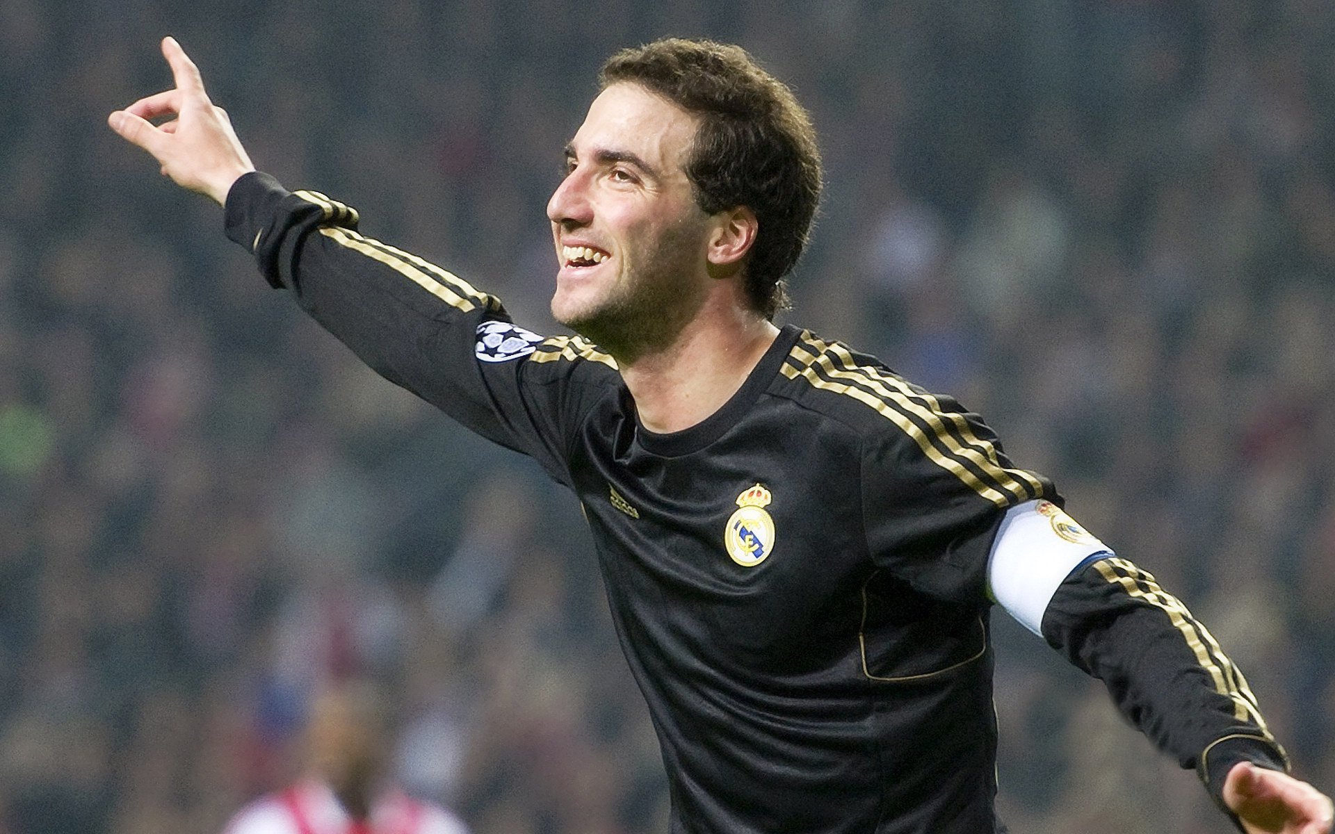 “血脉喷张：荒野追逐赛段中的生与死”